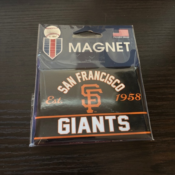 MAJOR LEAGUE BASELINE SAN FRANCISCO GIANTS MAGNET - Picture 1 of 1